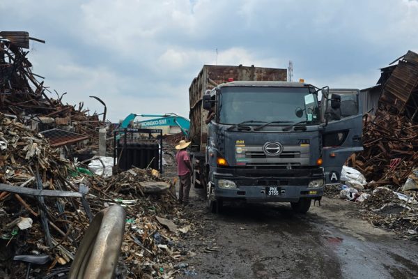 WhatsApp Image 2025-11-28 at 1.33.47 AM (2)